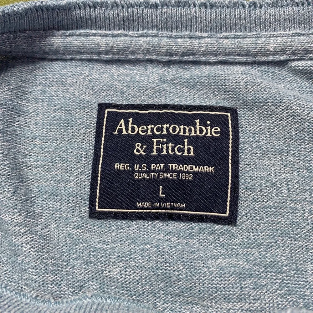 A&F Blue Long Sleeve Henley Mens Large‎ Shirt Timeless Comfort Casual Minimalist